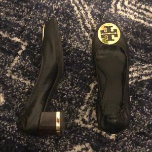Authentic Tory Burch Gold Reva Logo Heels 👠